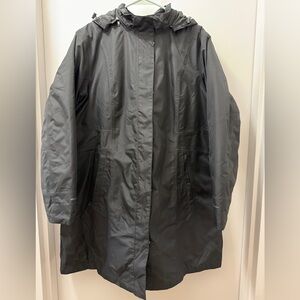 Eddie Bauer Women's Girl On The Go Insulated Trench Coat - Black - XXL